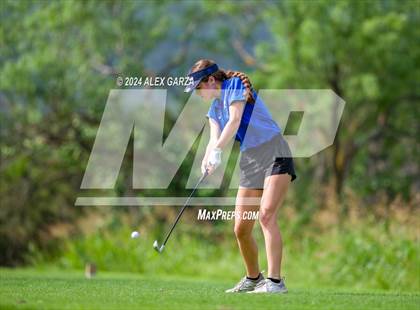 Thumbnail 2 in UIL 1A Girls Golf Finals photogallery.