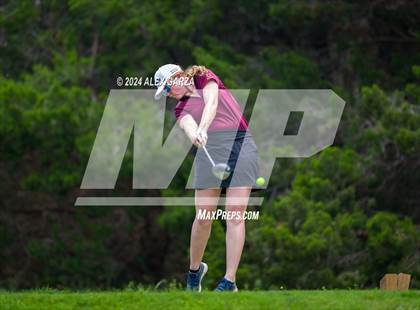 Thumbnail 1 in UIL 1A Girls Golf Finals photogallery.