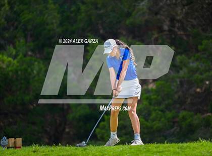 Thumbnail 2 in UIL 1A Girls Golf Finals photogallery.