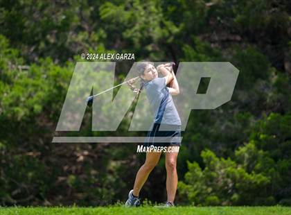 Thumbnail 2 in UIL 1A Girls Golf Finals photogallery.