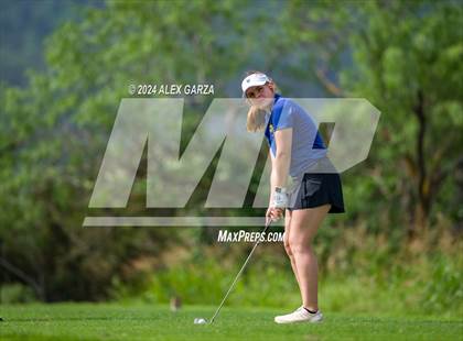 Thumbnail 3 in UIL 1A Girls Golf Finals photogallery.