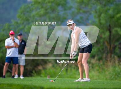 Thumbnail 1 in UIL 1A Girls Golf Finals photogallery.