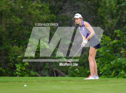 Thumbnail 1 in UIL 1A Girls Golf Finals photogallery.