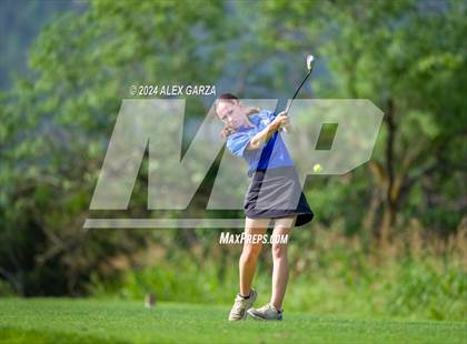 Thumbnail 2 in UIL 1A Girls Golf Finals photogallery.