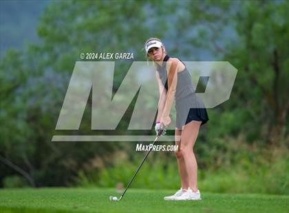 Thumbnail 3 in UIL 1A Girls Golf Finals photogallery.