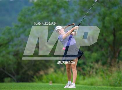 Thumbnail 1 in UIL 1A Girls Golf Finals photogallery.