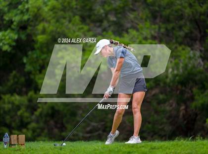 Thumbnail 3 in UIL 1A Girls Golf Finals photogallery.
