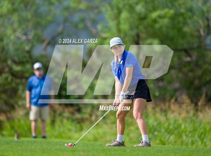 Thumbnail 1 in UIL 1A Girls Golf Finals photogallery.
