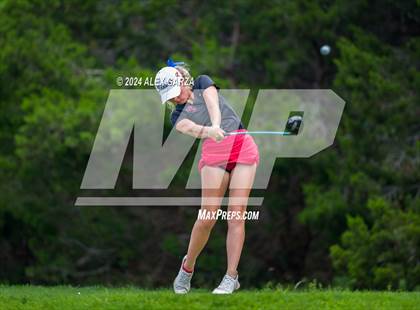 Thumbnail 2 in UIL 1A Girls Golf Finals photogallery.