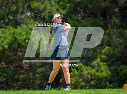 Thumbnail 3 in UIL 1A Girls Golf Finals photogallery.