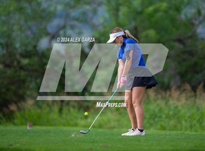 Thumbnail 2 in UIL 1A Girls Golf Finals photogallery.