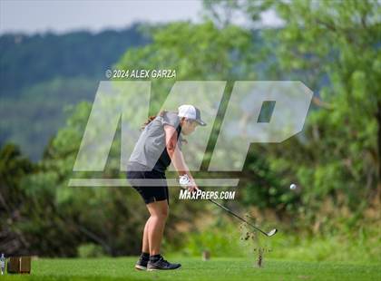 Thumbnail 2 in UIL 1A Girls Golf Finals photogallery.
