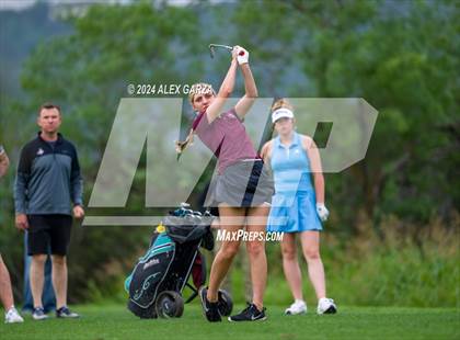 Thumbnail 1 in UIL 1A Girls Golf Finals photogallery.