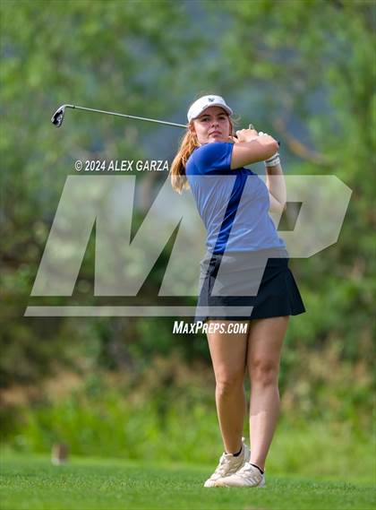 Thumbnail 3 in UIL 1A Girls Golf Finals photogallery.