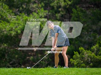 Thumbnail 3 in UIL 1A Girls Golf Finals photogallery.