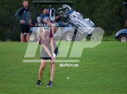 Thumbnail 3 in UIL 1A Girls Golf Finals photogallery.
