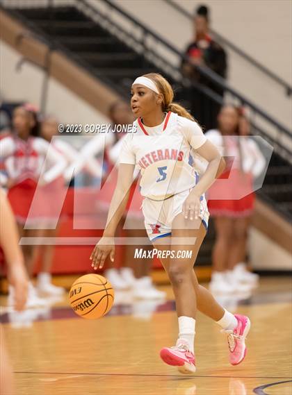 Thumbnail 1 in Houston County vs Veterans  photogallery.