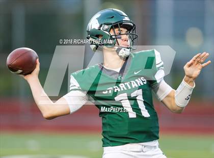 Thumbnail 2 in Kentwood vs Skyline photogallery.