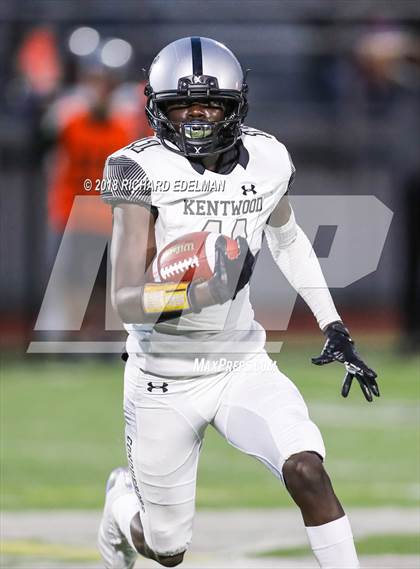 Thumbnail 2 in Kentwood vs Skyline photogallery.