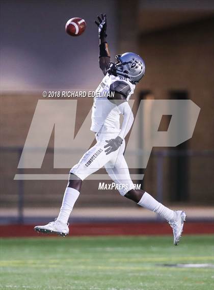 Thumbnail 3 in Kentwood vs Skyline photogallery.