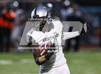 Thumbnail 3 in Kentwood vs Skyline photogallery.