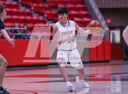 Thumbnail 2 in Paradise vs. Glen Rose photogallery.