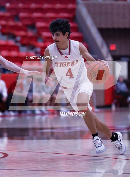 Thumbnail 3 in Paradise vs. Glen Rose photogallery.