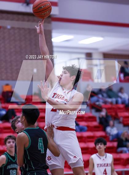 Thumbnail 1 in Paradise vs. Glen Rose photogallery.