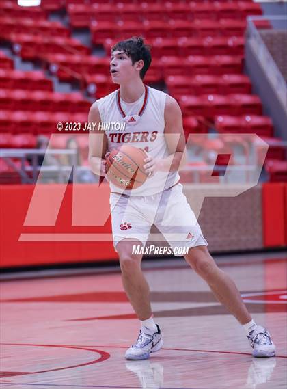 Thumbnail 3 in Paradise vs. Glen Rose photogallery.