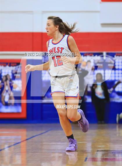 Thumbnail 3 in Dixon @ West Carteret photogallery.