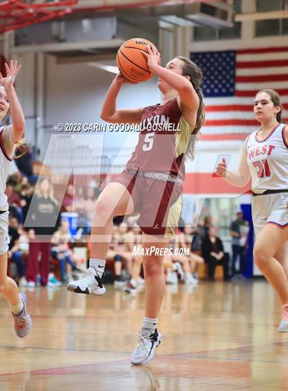 Thumbnail 3 in Dixon @ West Carteret photogallery.