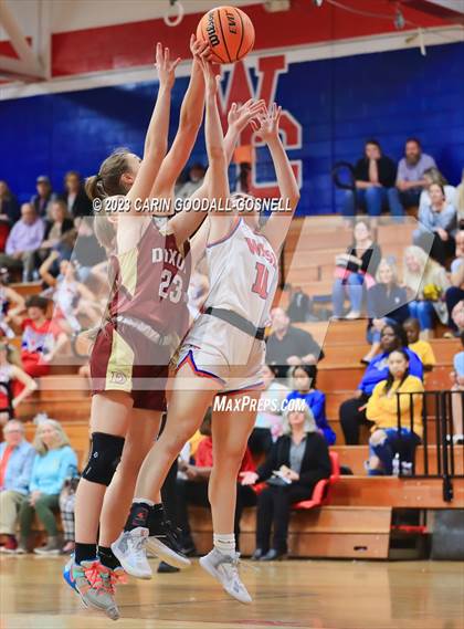 Thumbnail 2 in Dixon @ West Carteret photogallery.
