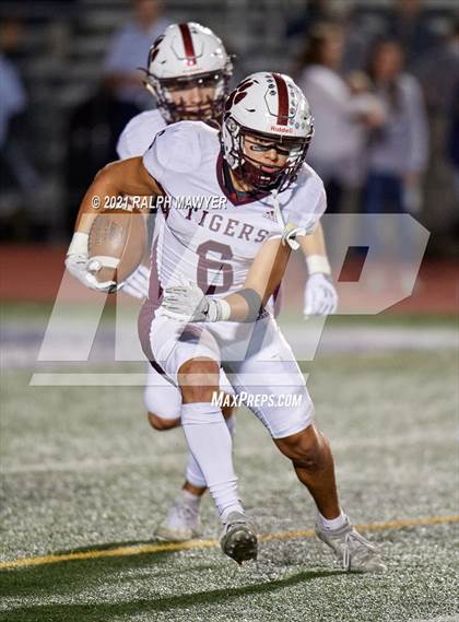 Thumbnail 1 in Floresville @ Boerne-Champion photogallery.