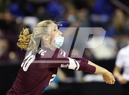 Thumbnail 3 in Palmer Ridge vs Cheyenne Mountain (CHSAA 4A Semifinal) photogallery.