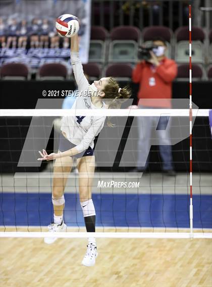 Thumbnail 1 in Palmer Ridge vs Cheyenne Mountain (CHSAA 4A Semifinal) photogallery.
