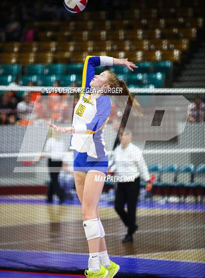 Thumbnail 3 in Rampart vs Legend (CHSAA 5A Pool Play) photogallery.