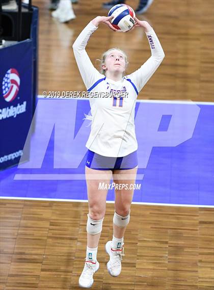 Thumbnail 1 in Rampart vs Legend (CHSAA 5A Pool Play) photogallery.