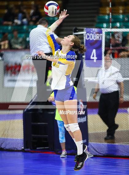 Thumbnail 2 in Rampart vs Legend (CHSAA 5A Pool Play) photogallery.