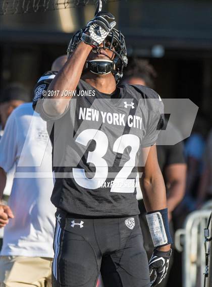 Thumbnail 2 in Empire Challenge (New York City vs. Long Island) photogallery.