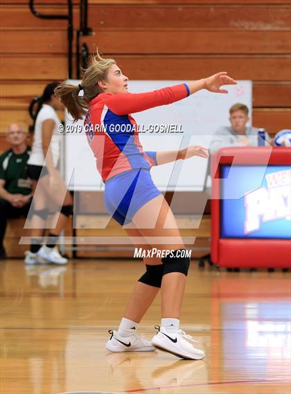Thumbnail 3 in White Oak @ West Carteret photogallery.