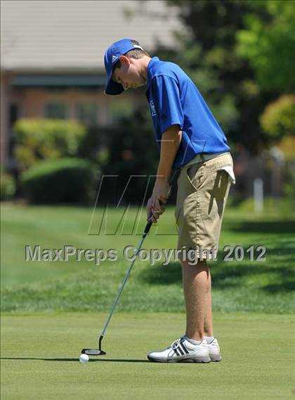 Thumbnail 1 in CIF Sac-Joaquin Section D1 North Golf Championships photogallery.