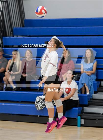 Thumbnail 3 in Sacred Heart Prep vs. Fossil Ridge (Nike Tournament of Champions – Southwest) photogallery.
