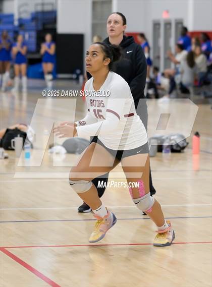 Thumbnail 2 in Sacred Heart Prep vs. Fossil Ridge (Nike Tournament of Champions – Southwest) photogallery.