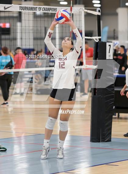Thumbnail 2 in Sacred Heart Prep vs. Fossil Ridge (Nike Tournament of Champions – Southwest) photogallery.