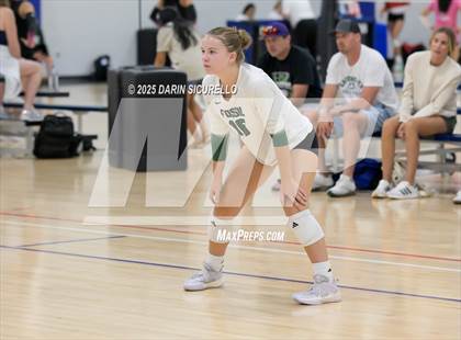 Thumbnail 2 in Sacred Heart Prep vs. Fossil Ridge (Nike Tournament of Champions – Southwest) photogallery.