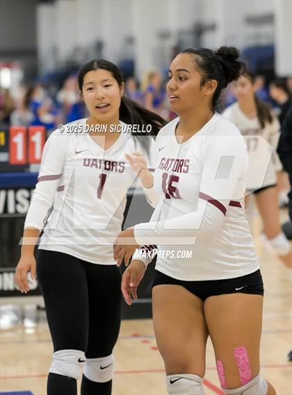 Thumbnail 2 in Sacred Heart Prep vs. Fossil Ridge (Nike Tournament of Champions – Southwest) photogallery.
