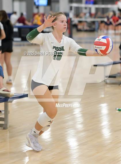 Thumbnail 2 in Sacred Heart Prep vs. Fossil Ridge (Nike Tournament of Champions – Southwest) photogallery.