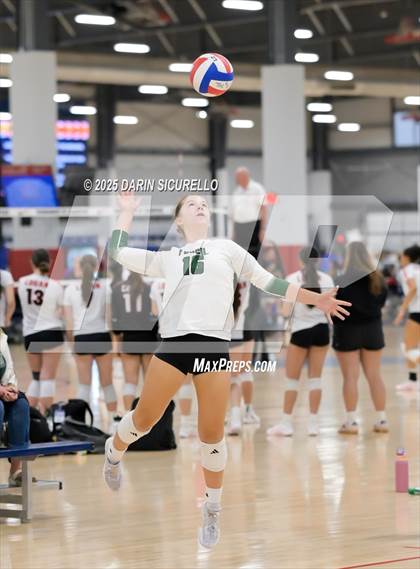 Thumbnail 1 in Sacred Heart Prep vs. Fossil Ridge (Nike Tournament of Champions – Southwest) photogallery.