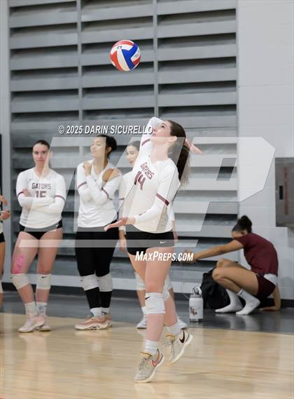 Thumbnail 3 in Sacred Heart Prep vs. Fossil Ridge (Nike Tournament of Champions – Southwest) photogallery.