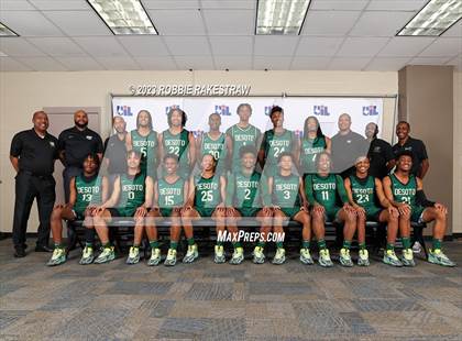 Thumbnail 2 in Lake Highlands vs. DeSoto (UIL 6A Basketball State Semifinal Medal Ceremony) photogallery.